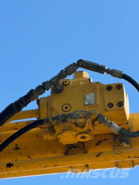 New Holland E 140 C SR Crawler excavators