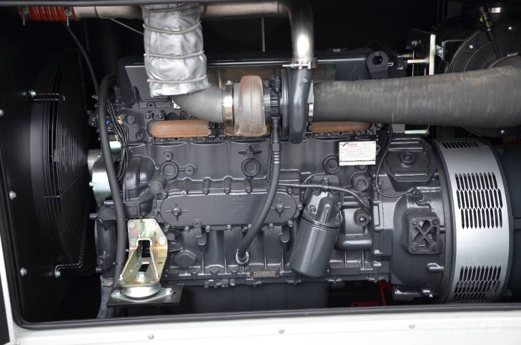 GREENPOWER GP 330 SM/I-A Diesel Generatorer