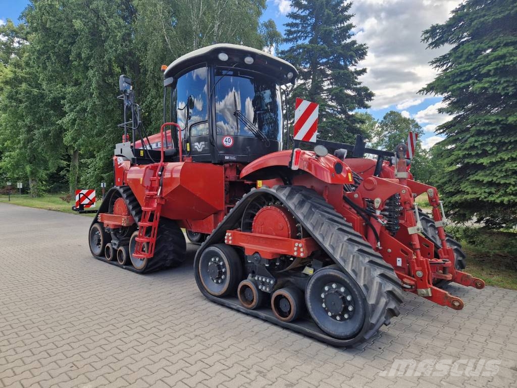 Versatile 550DT トラクター