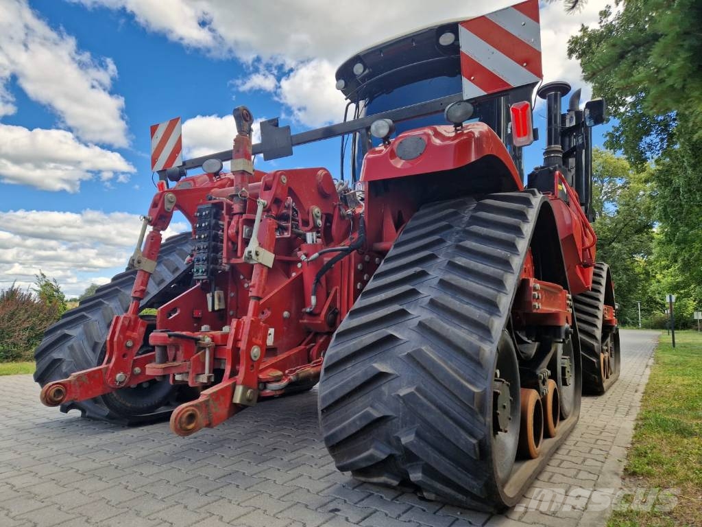 Versatile 550DT トラクター