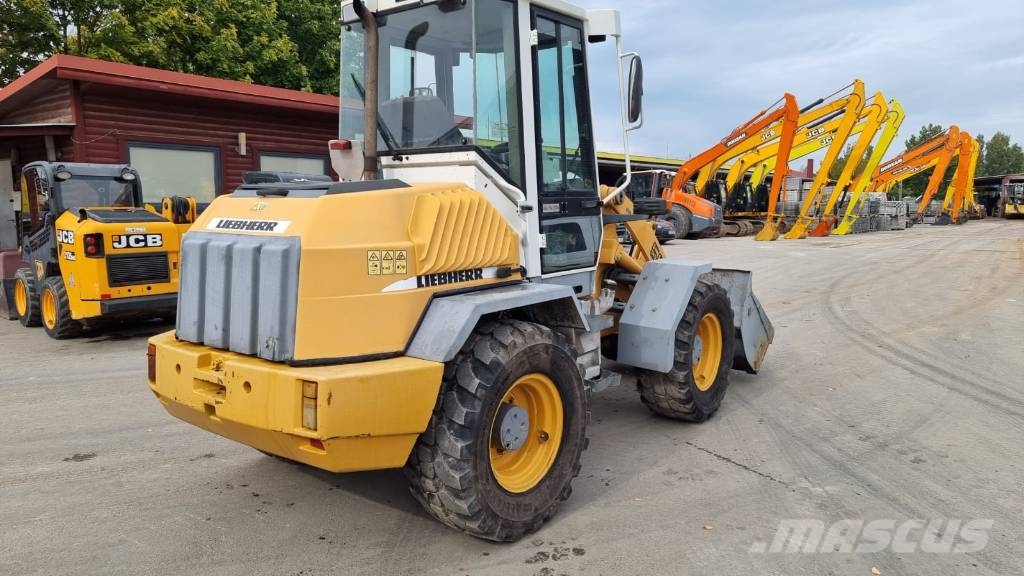 Liebherr L 508 Pale gommate