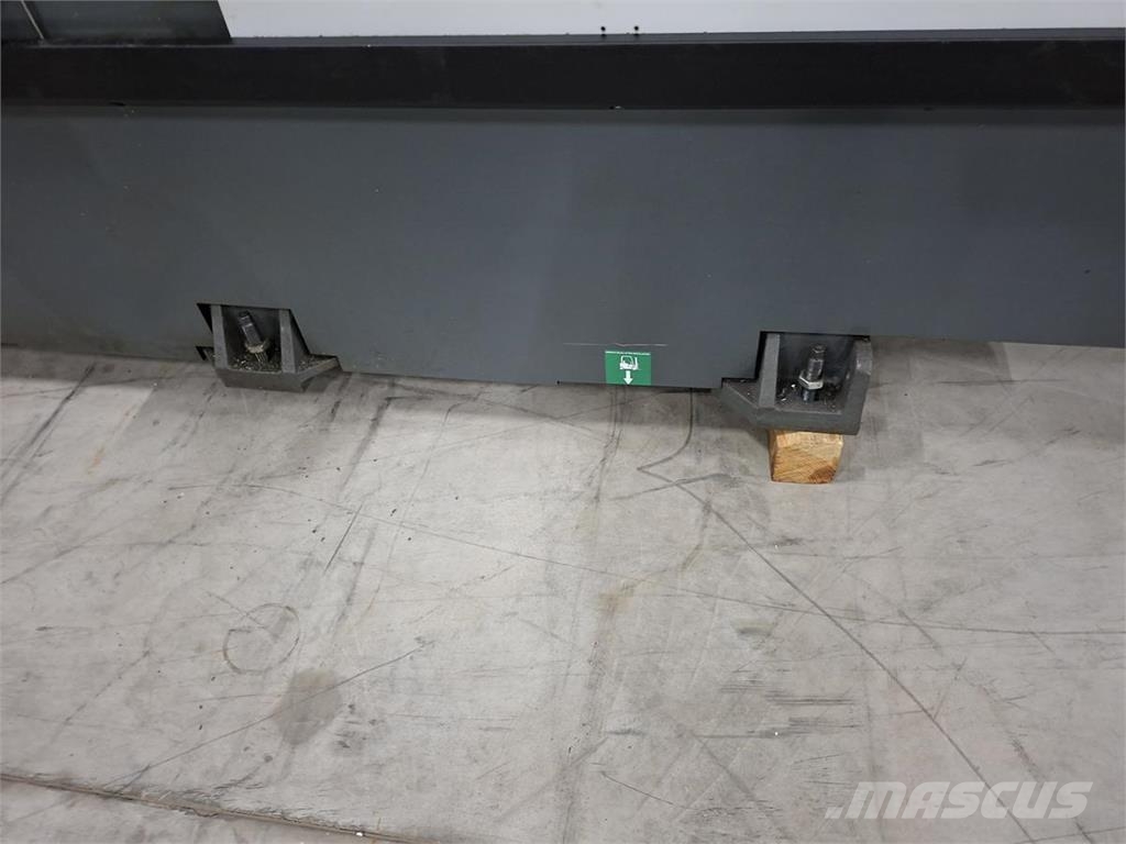 Haas ST-30Y-R Otros