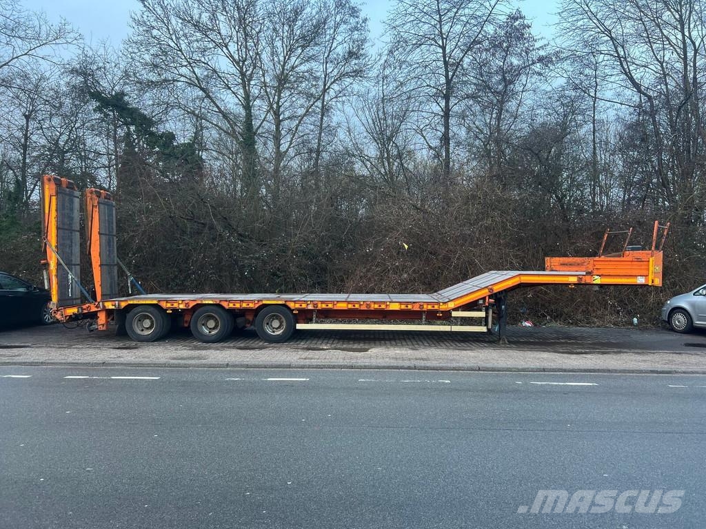 Actm S46315 C/HC Semi remorque surbaissée