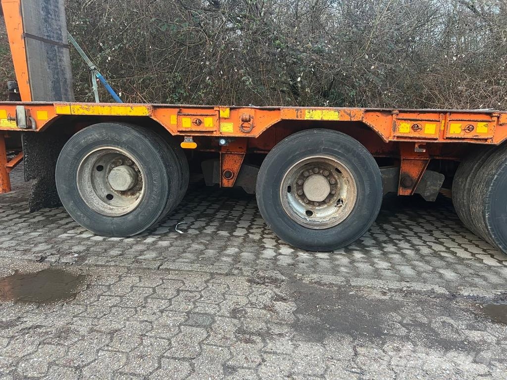 Actm S46315 C/HC Semi remorque surbaissée