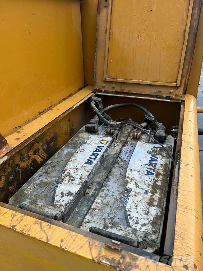 Morooka MST 3000 V D Vikšrinė savivartė technika