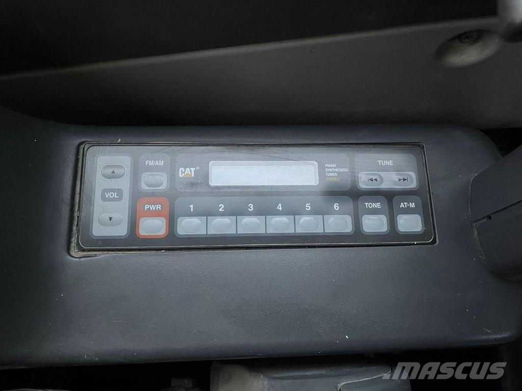 Morooka MST 3000 V D Vikšrinė savivartė technika