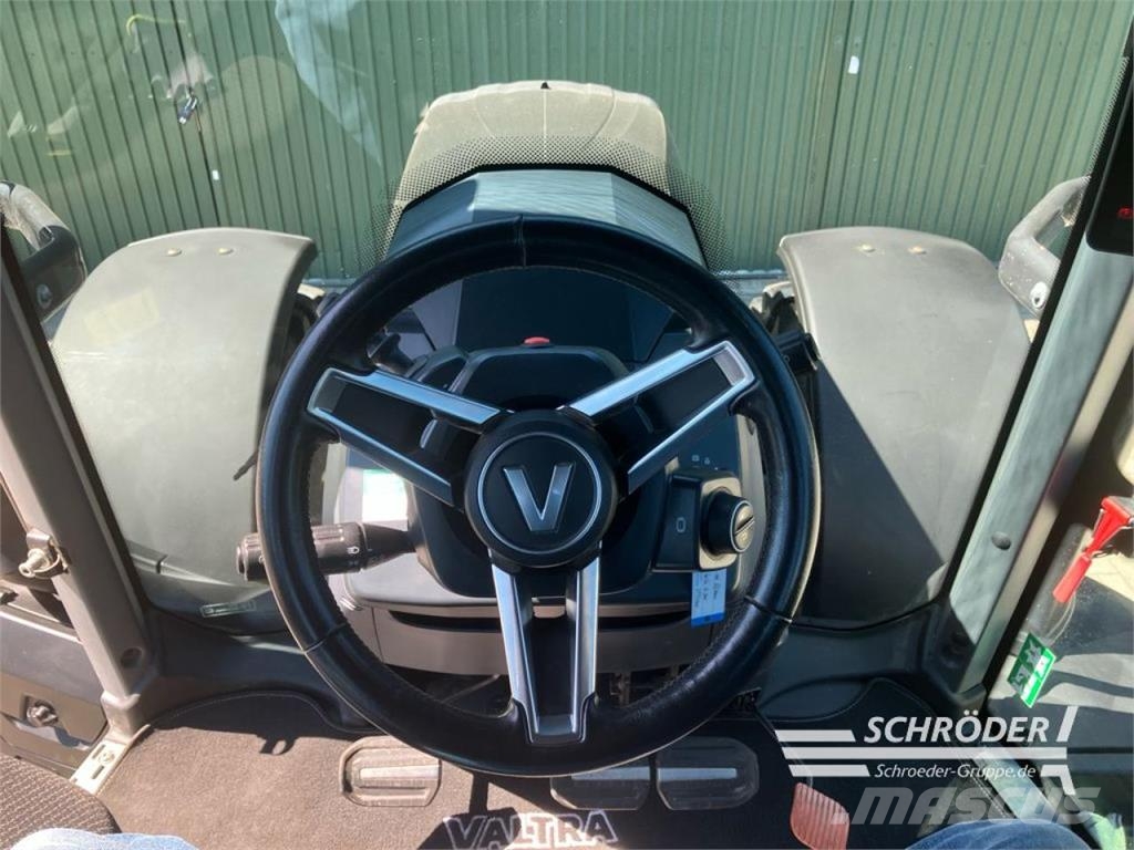 Valtra Q 305 Tractores