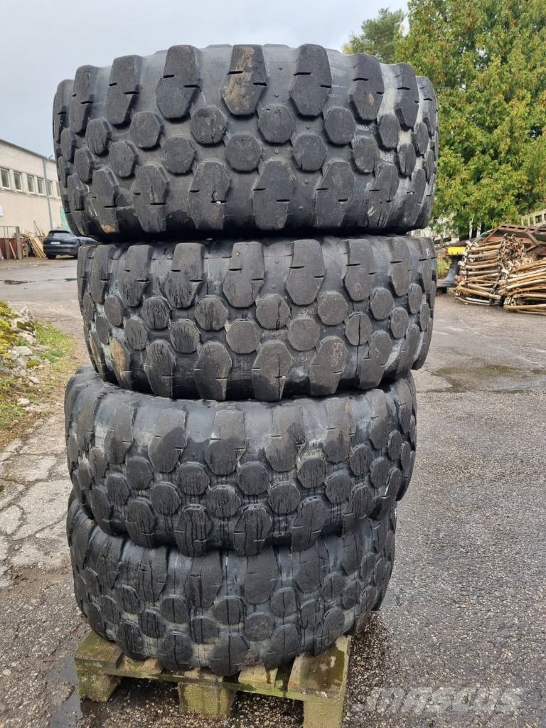Michelin 500/70R24 Manitou Колеса