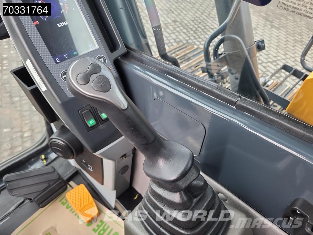 Hyundai R215 L Gravemaskiner på larvebånd