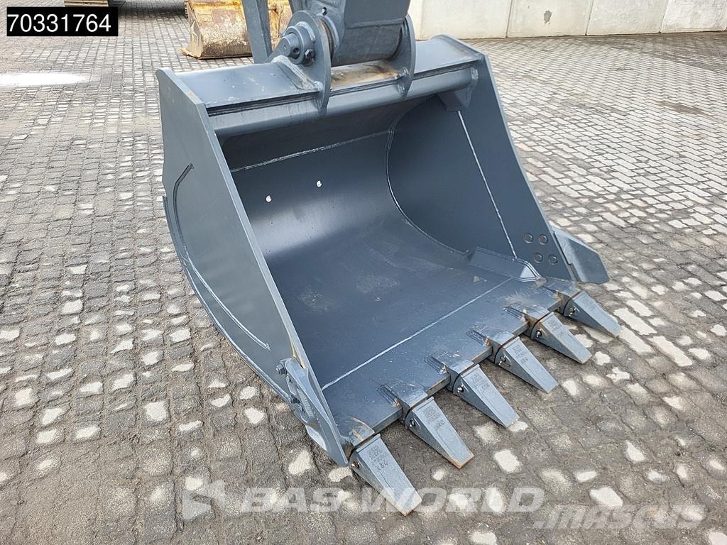 Hyundai R215 L Gravemaskiner på larvebånd