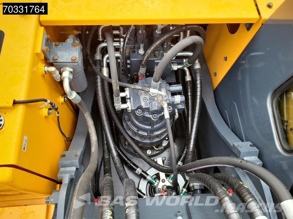Hyundai R215 L Gravemaskiner på larvebånd