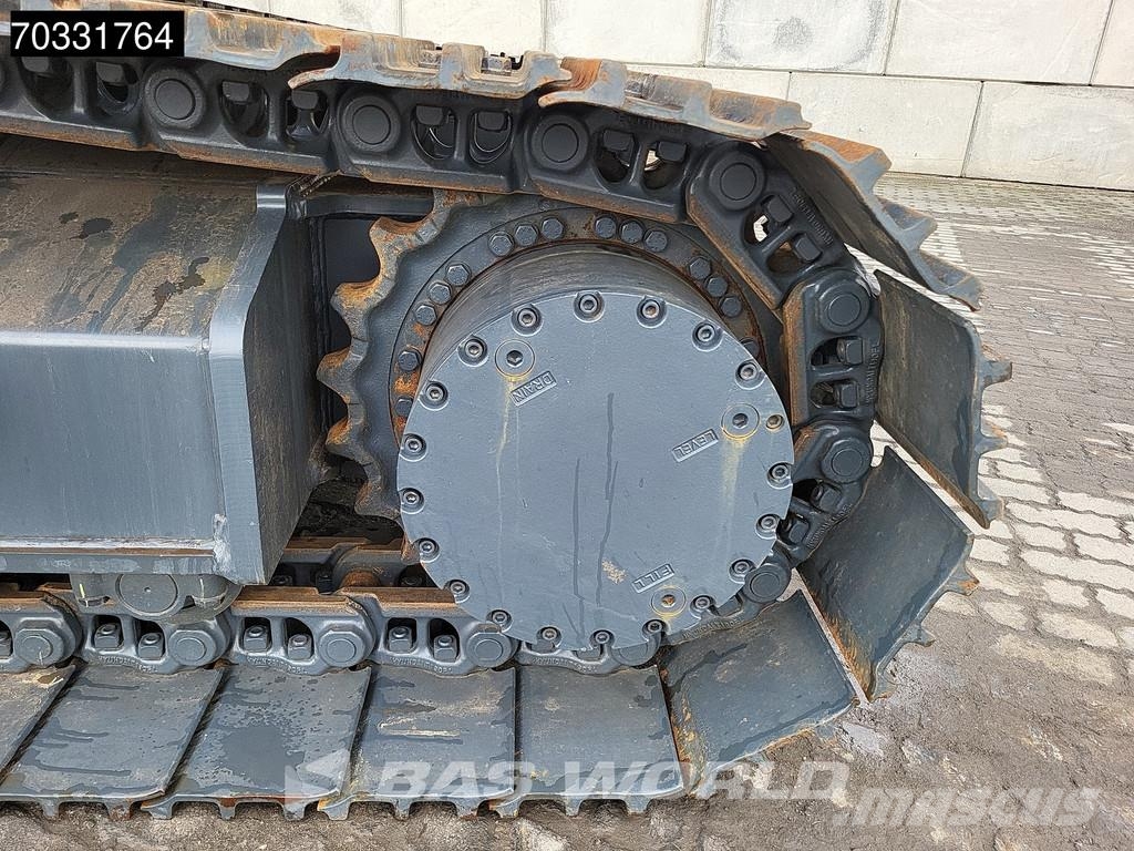 Hyundai R215 L Gravemaskiner på larvebånd