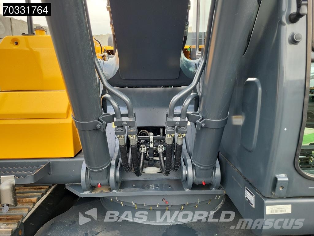 Hyundai R215 L Gravemaskiner på larvebånd