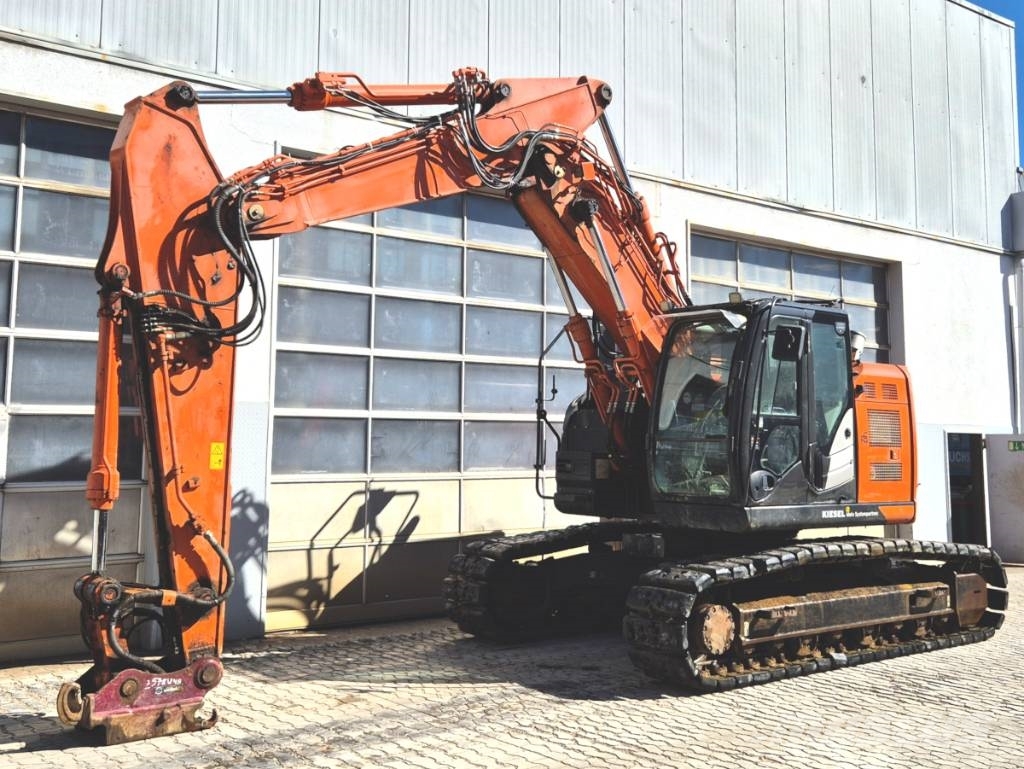 Hitachi ZX 225 USLC-6 Telakaivukoneet