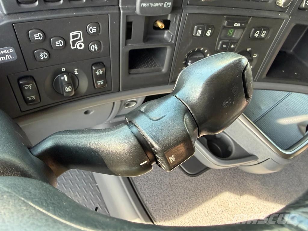 Scania R520 V8 6x2 Boogie Full Air Retarder *710 Tkm* Eur Vlačilci