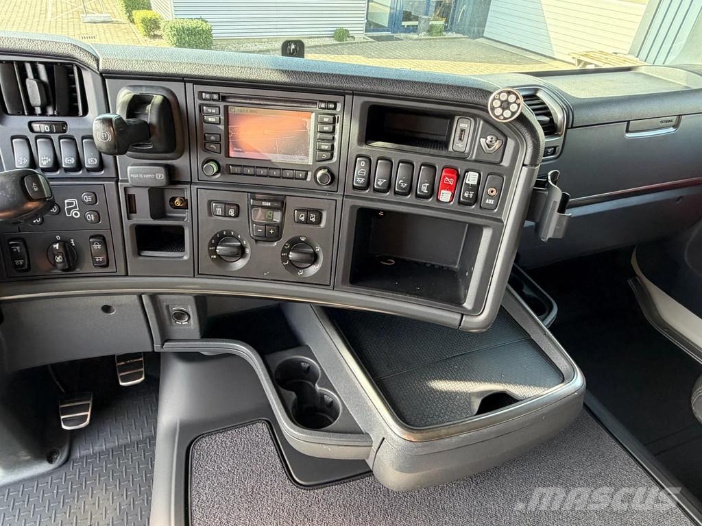 Scania R520 V8 6x2 Boogie Full Air Retarder *710 Tkm* Eur Vlačilci