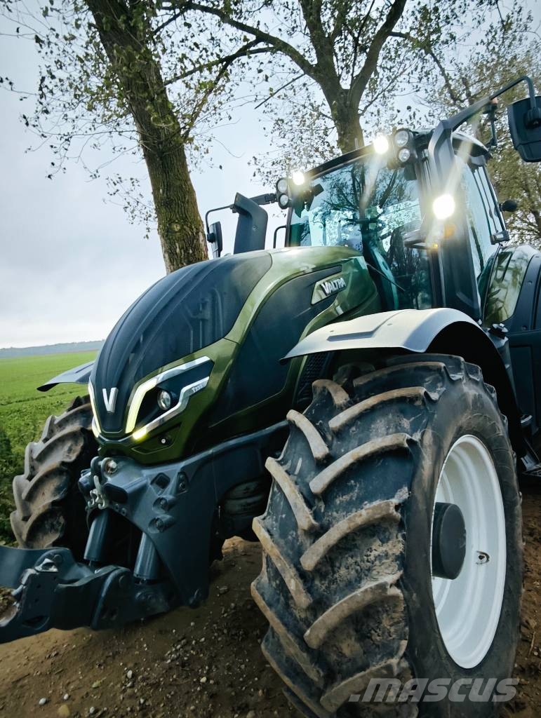 Valtra T 235 Versu Traktori