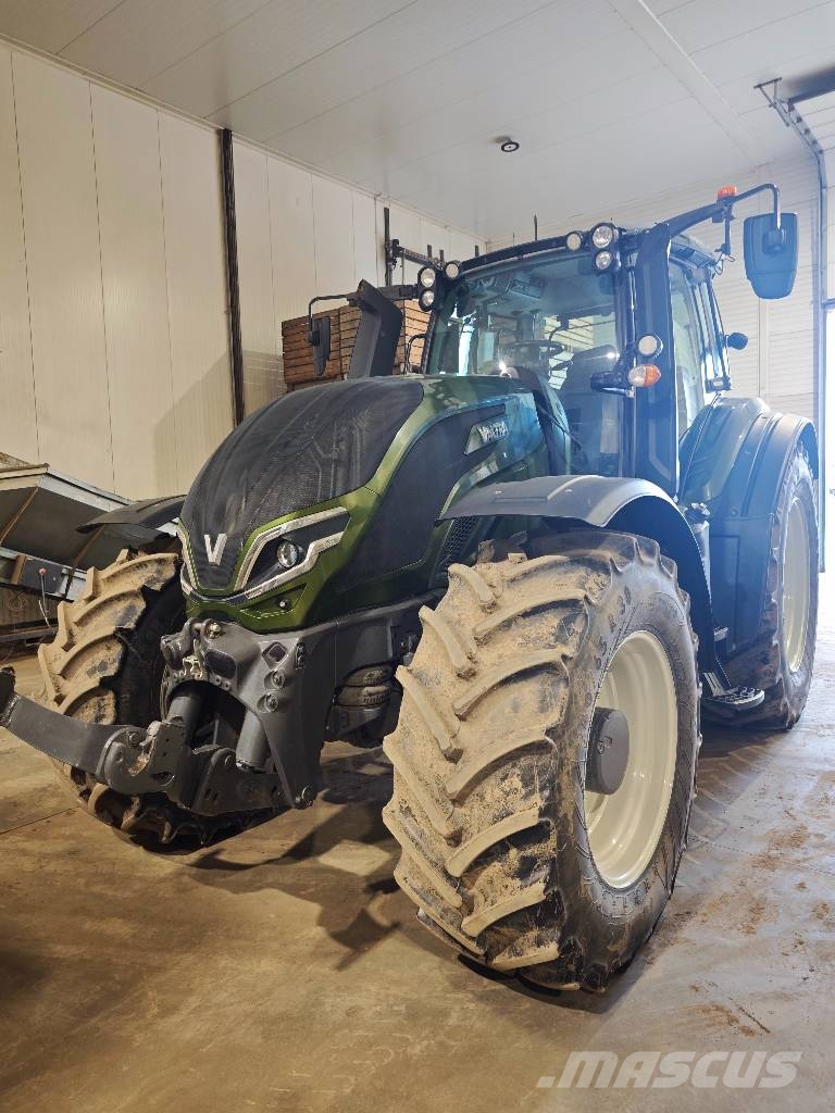 Valtra T 235 Versu Traktori