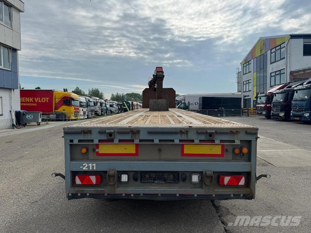Lecitrailer 3 AXLE + HMF 1820-K3 + REMOTE CONTROL Poluprikolice sa otvorenim sandukom