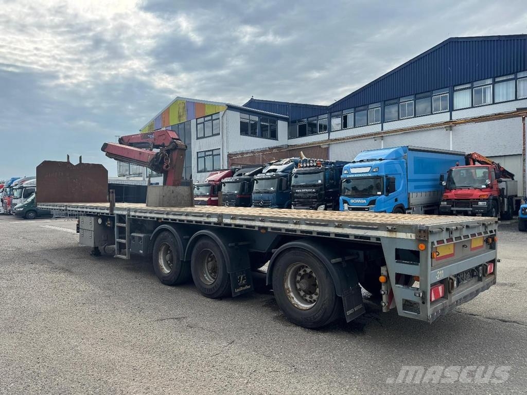 Lecitrailer 3 AXLE + HMF 1820-K3 + REMOTE CONTROL Poluprikolice sa otvorenim sandukom