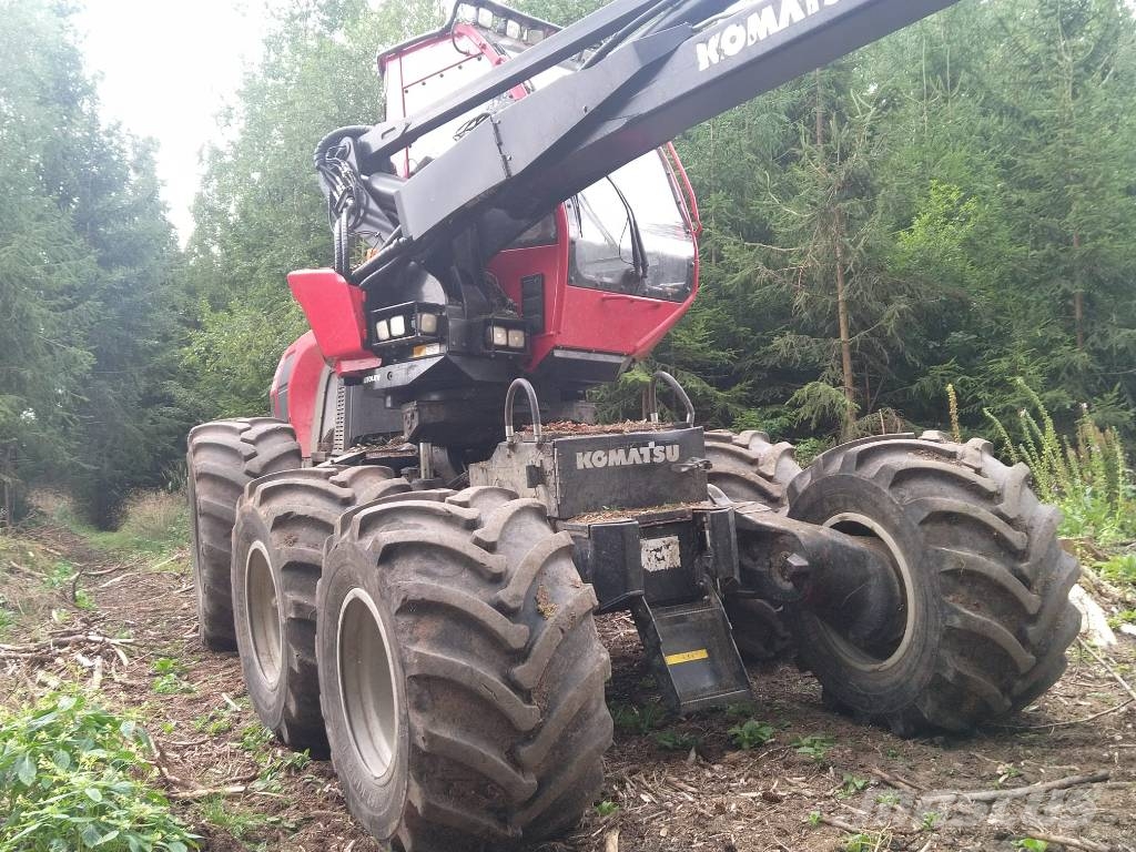 Komatsu 911.6 Cosechadoras
