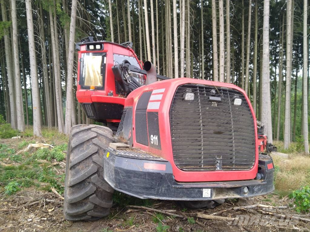 Komatsu 911.6 Cosechadoras