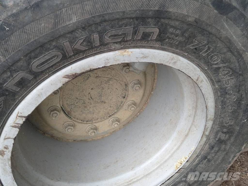 Komatsu 911.6 Cosechadoras