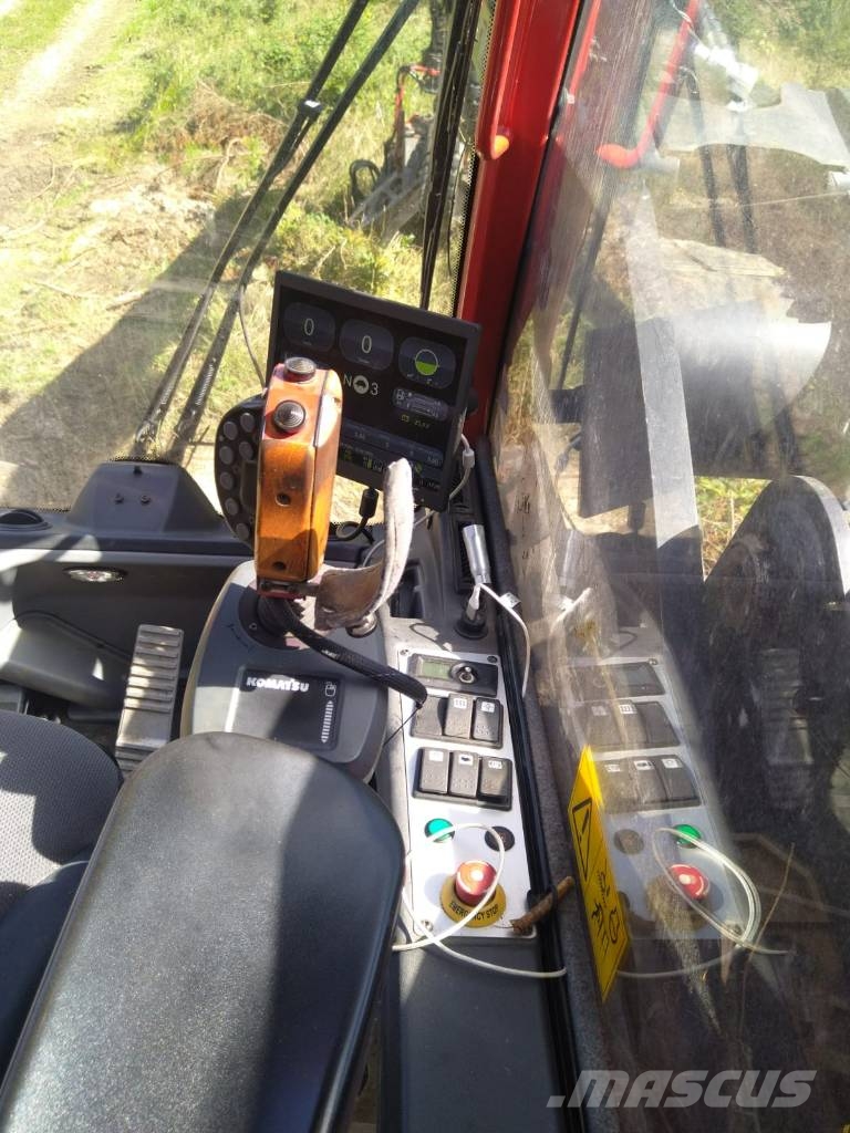 Komatsu 911.6 Cosechadoras