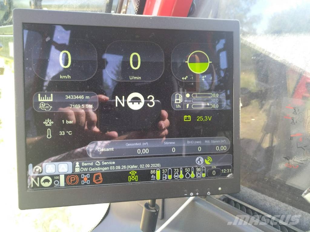 Komatsu 911.6 Cosechadoras