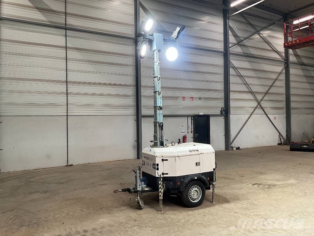 Towerlight VB-9 Light towers