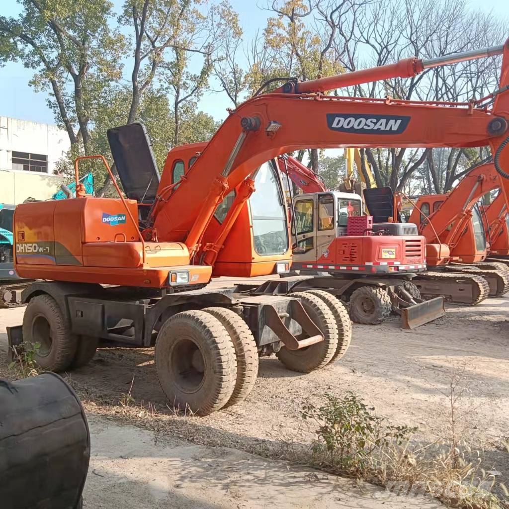 Doosan DH150W-7 Колісні екскаватори