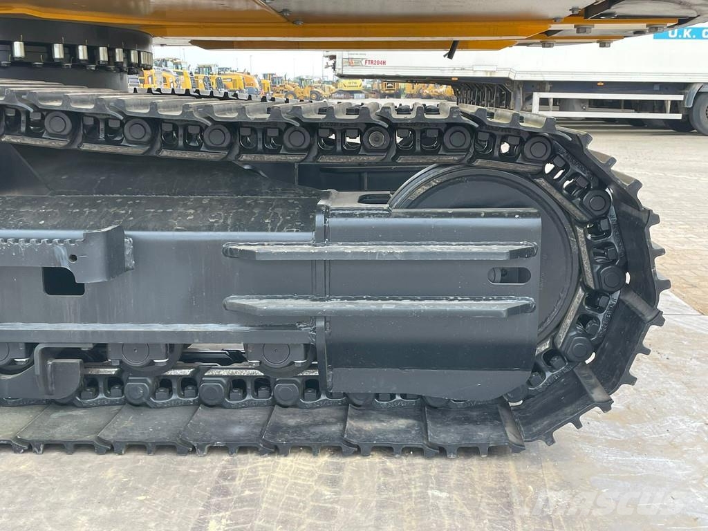 JCB 245 HD Long Reach Excavatoare cu brat lung