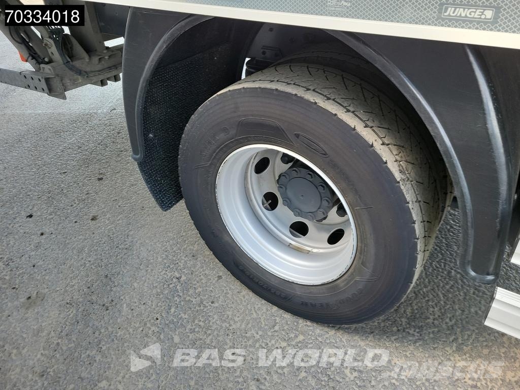 DAF LF 290 4X2 81.000 Kms! 16t Automatic 1,5t Tailgate Camiones con caja de remolque