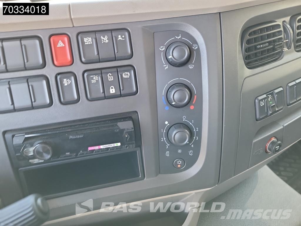 DAF LF 290 4X2 81.000 Kms! 16t Automatic 1,5t Tailgate Camiones con caja de remolque