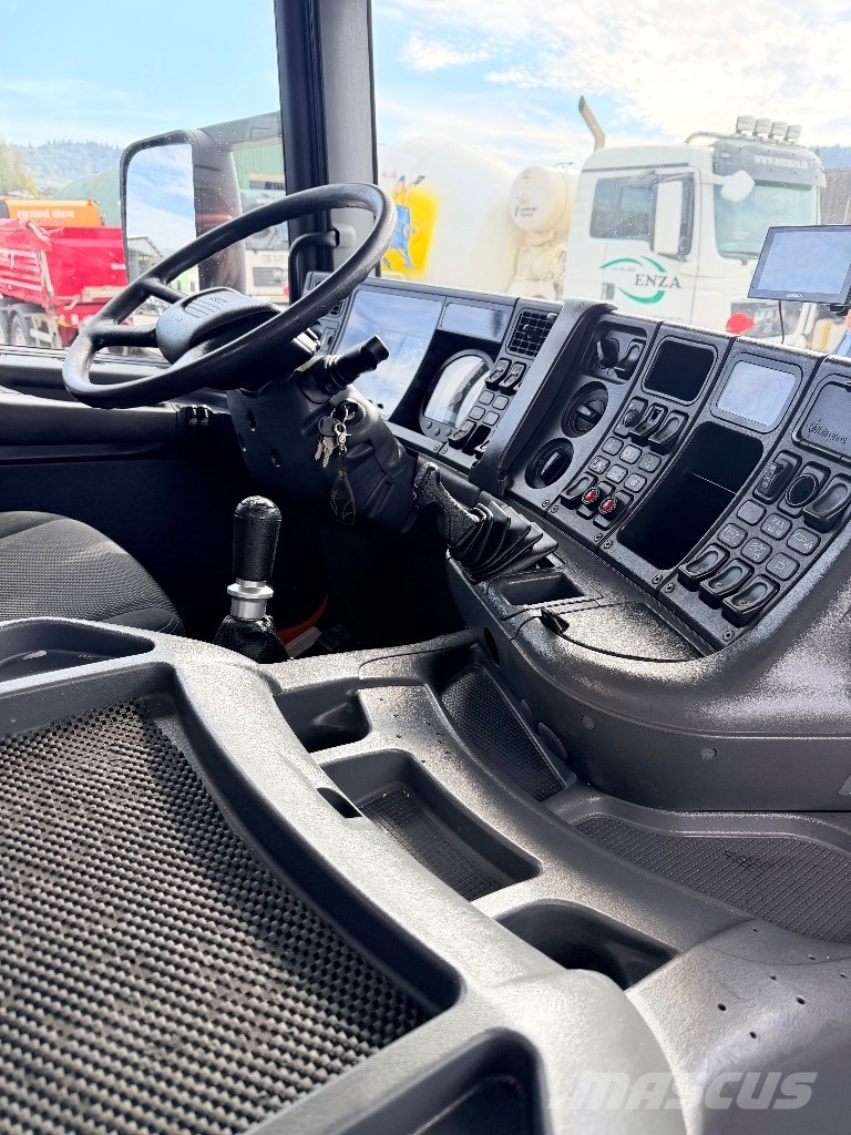 Scania P 114 Kamioni sa kranom
