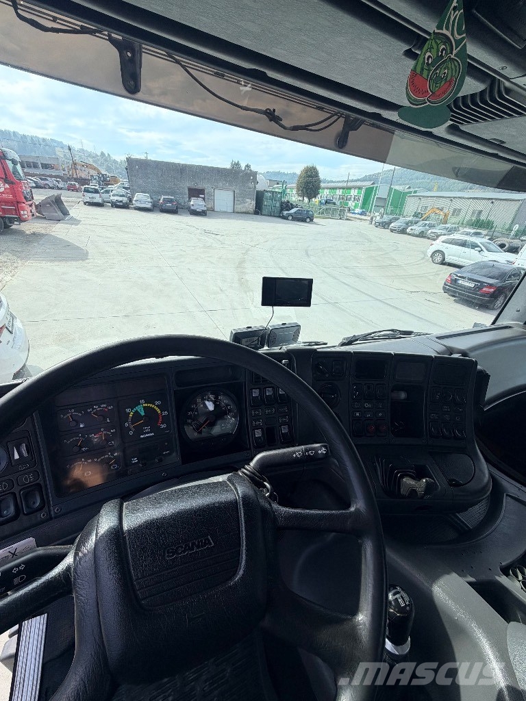 Scania P 114 Kamioni sa kranom