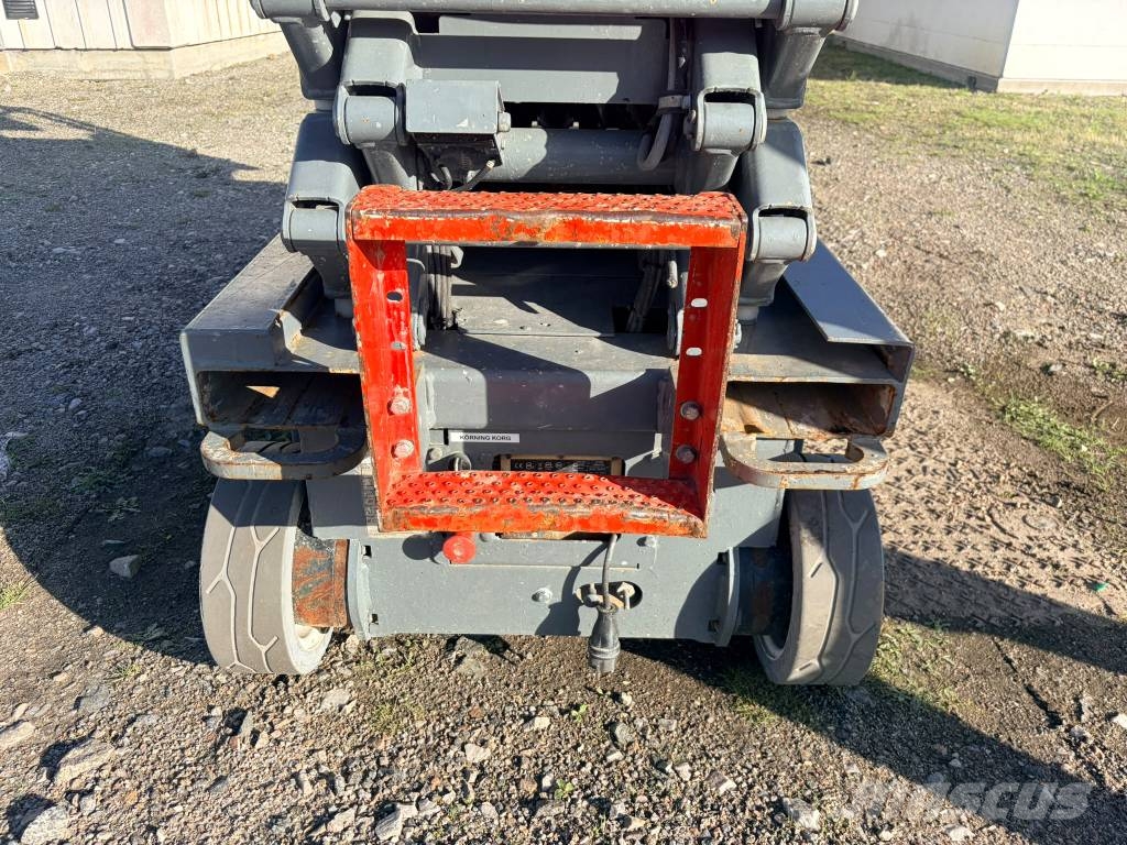 SkyJack SJ 3219 Šķerveida pacēlāji