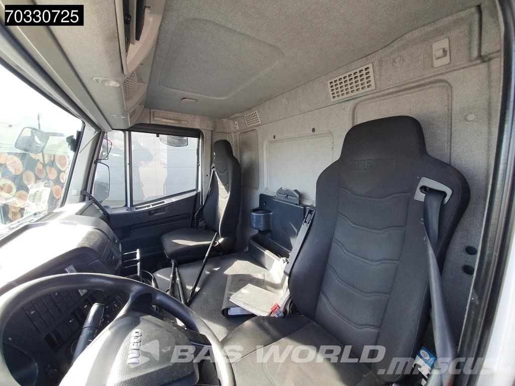 Iveco Stralis 420 4X2 20t Tailgate Automatic Euro 6 Фургони