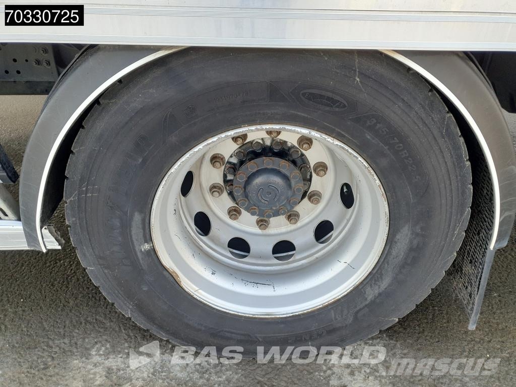 Iveco Stralis 420 4X2 20t Tailgate Automatic Euro 6 Фургони