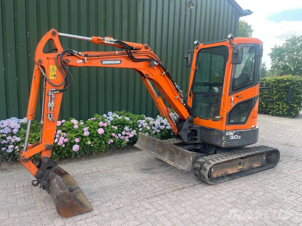 Doosan DX 30 Z TB230 KX91 Miniexcavadoras