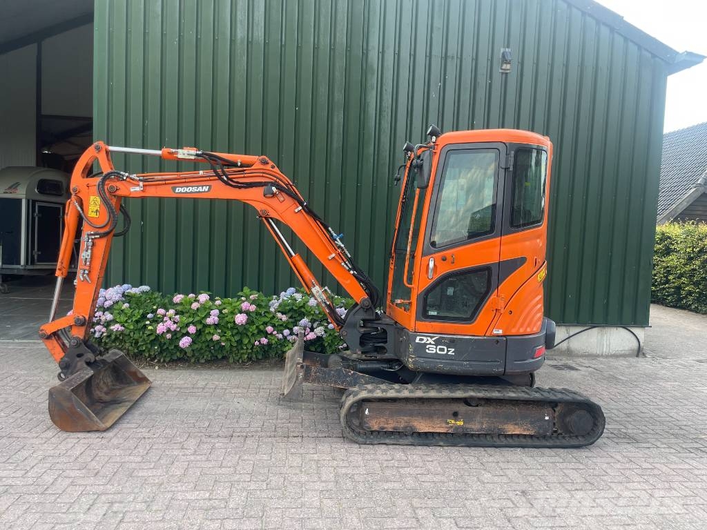 Doosan DX 30 Z TB230 KX91 Miniexcavadoras