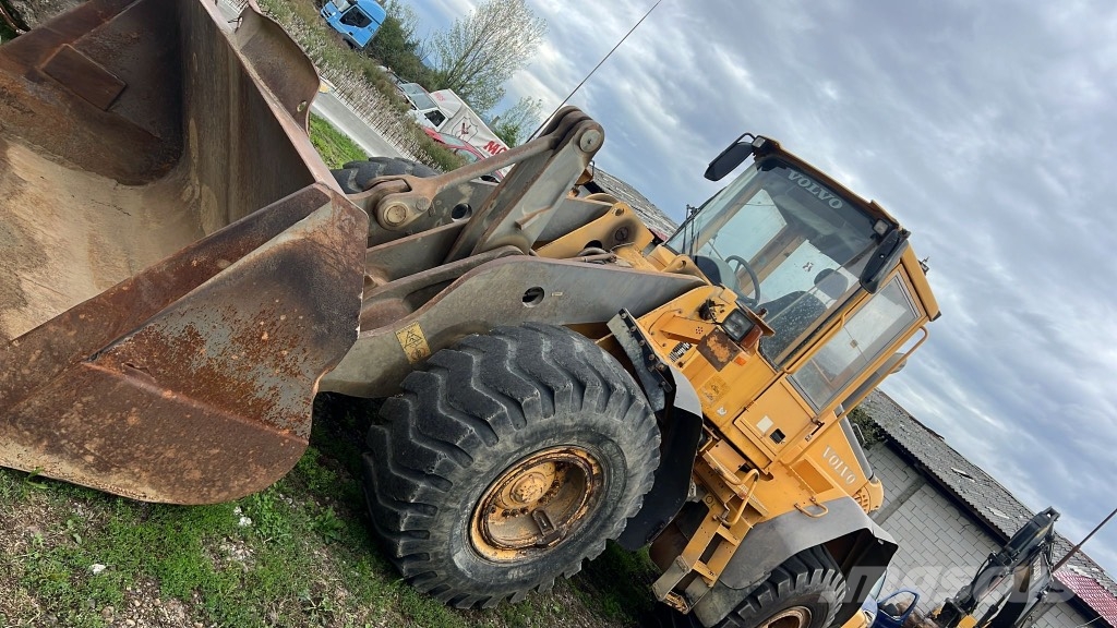 Volvo L 110 E Kabīnes un interjers
