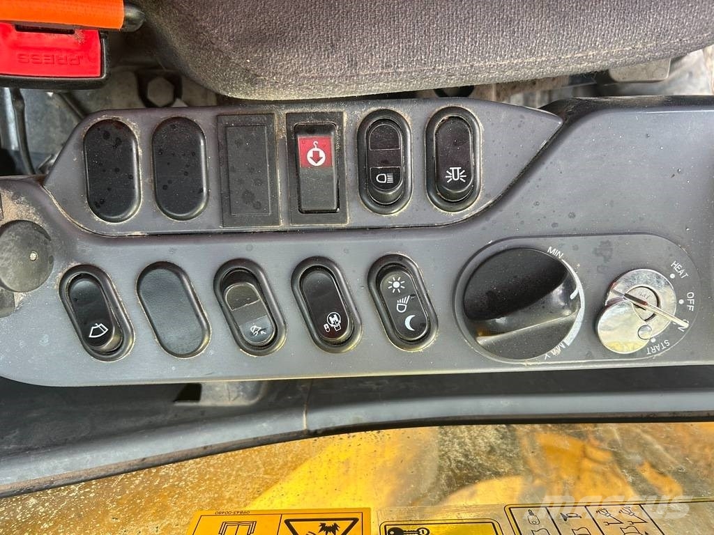 Komatsu PC 700 LC-11EO Crawler excavators