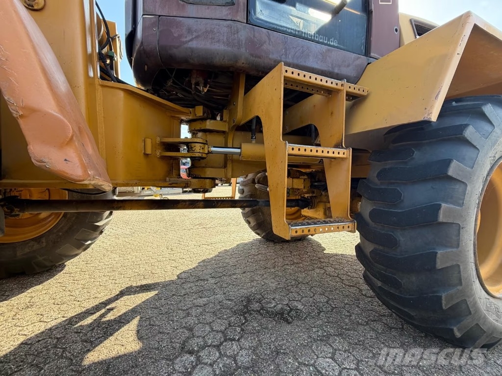 Hydrema WL 830 Tekerlekli yükleyiciler