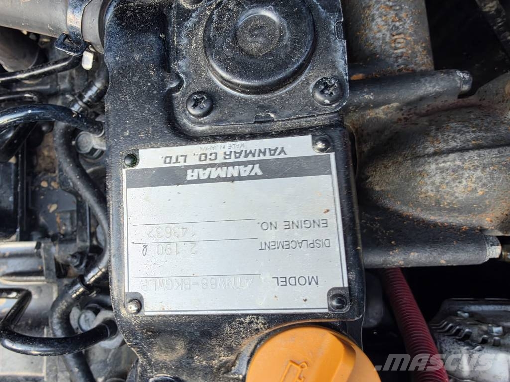 Manitou MLA 4-50 H Mini utovarivači