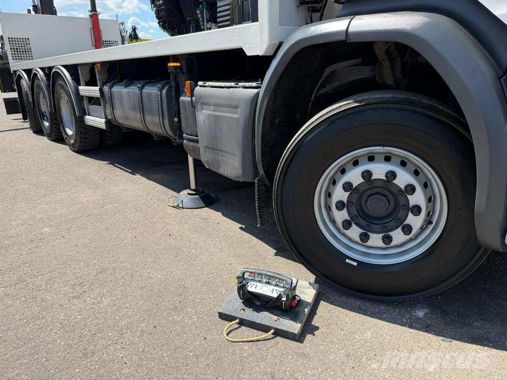 Scania P410 8x4 TRIDEM + CRANE HIAB 244 EP-4 HIDUO - RETA A/T 크레인