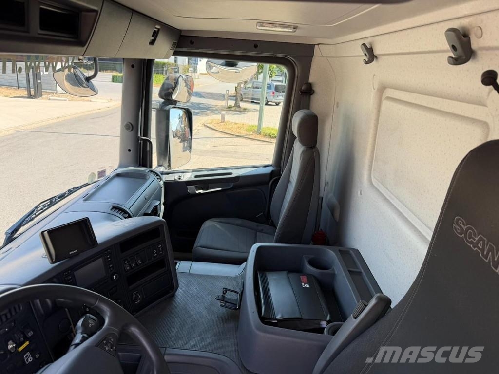 Scania P410 8x4 TRIDEM + CRANE HIAB 244 EP-4 HIDUO - RETA A/T 크레인