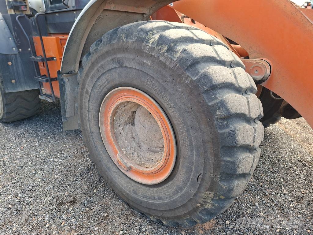 Hitachi ZW 220-6 Radlader