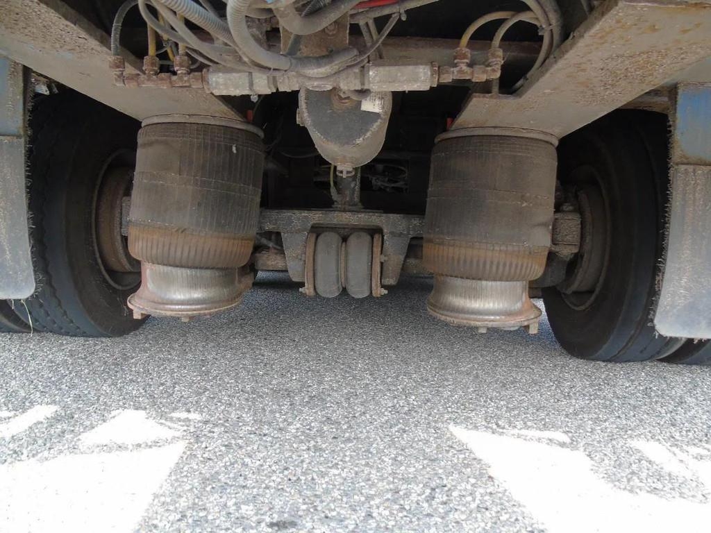 MOL DIEPLADER ramps + 3x axle + steering Semirremolques para transporte de vehículos