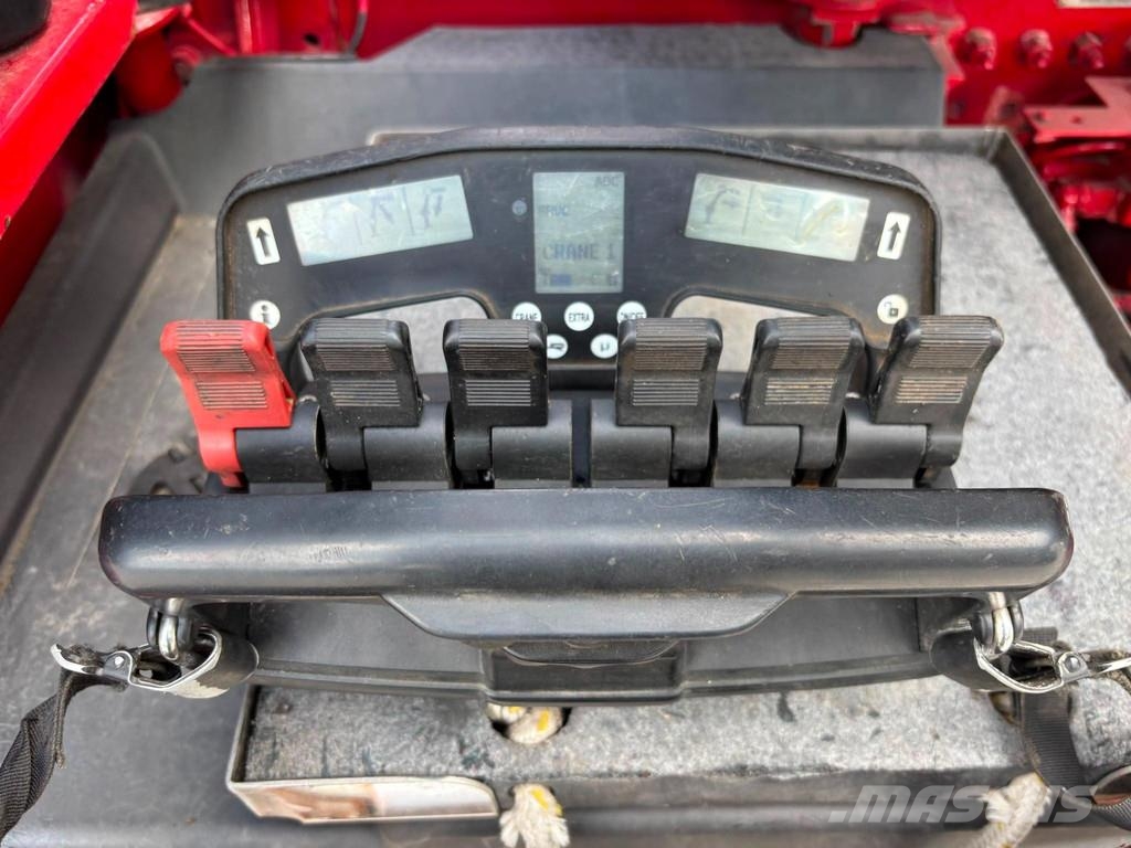 Volvo FM 500 8x4*4 HIAB 144E-5 / BOX L=5992 mm Vlakke laadvloer met kraan